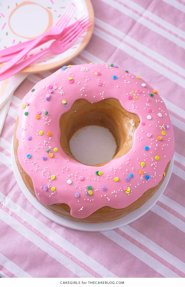 ¿Qué es una torta Rogel?