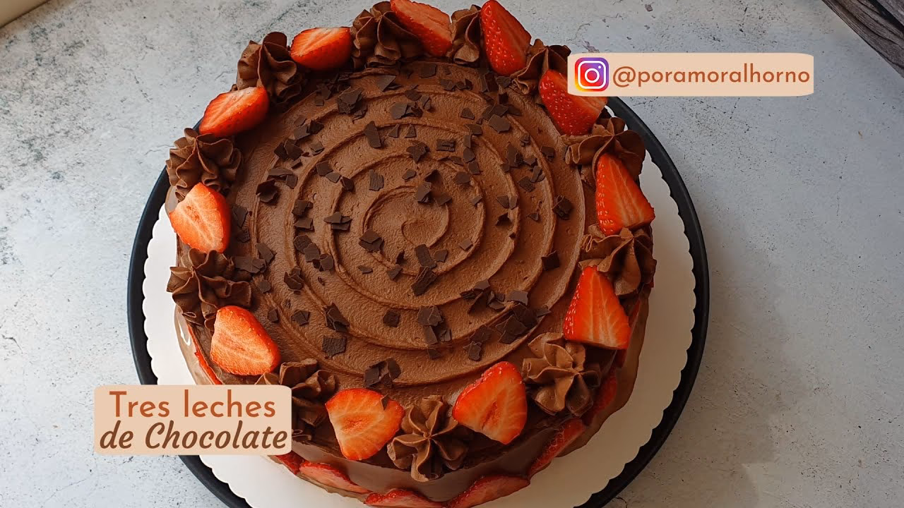 ¿Cómo decorar una torta de tres leches de chocolate?
