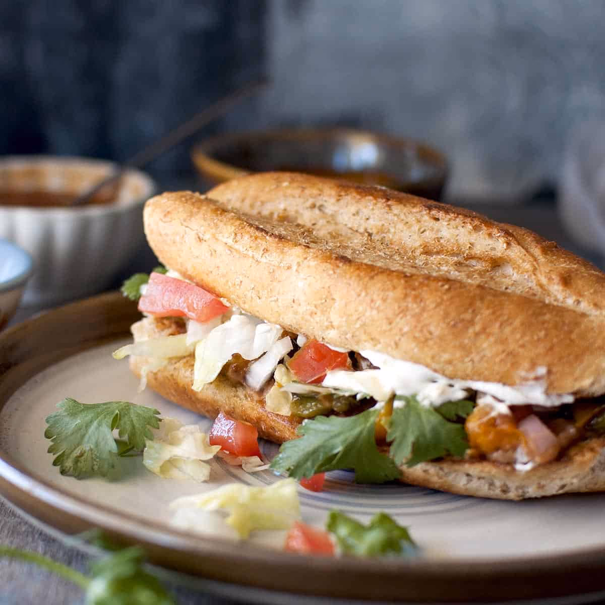 ¿Cómo comer tortas y sandwiches?