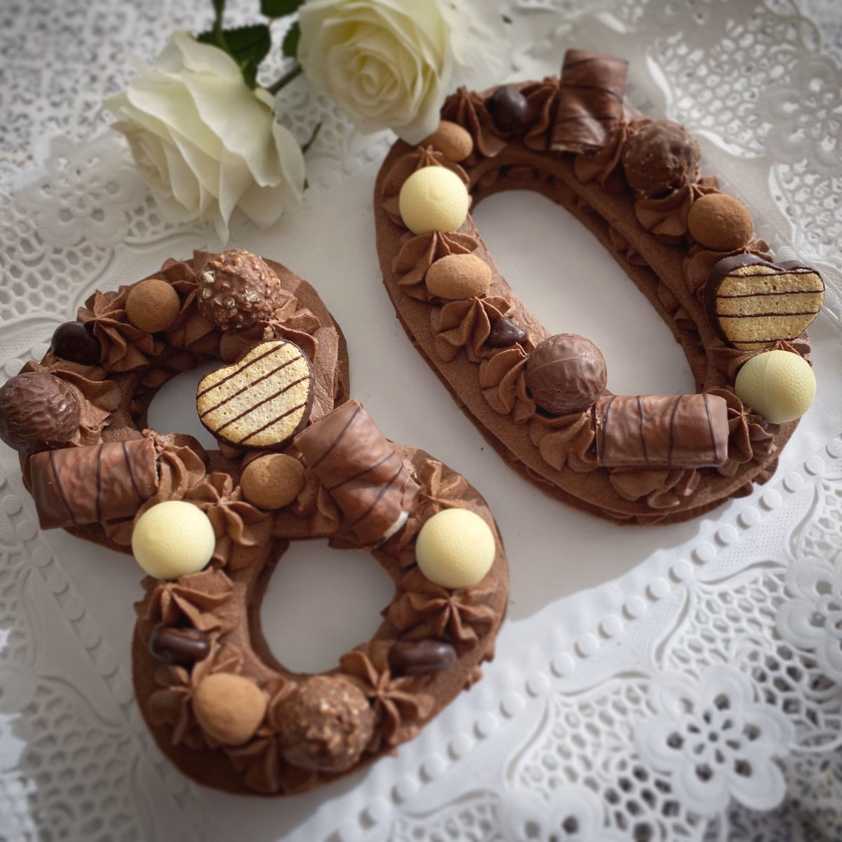 ¿Cómo hacer una torta de números sin molde?