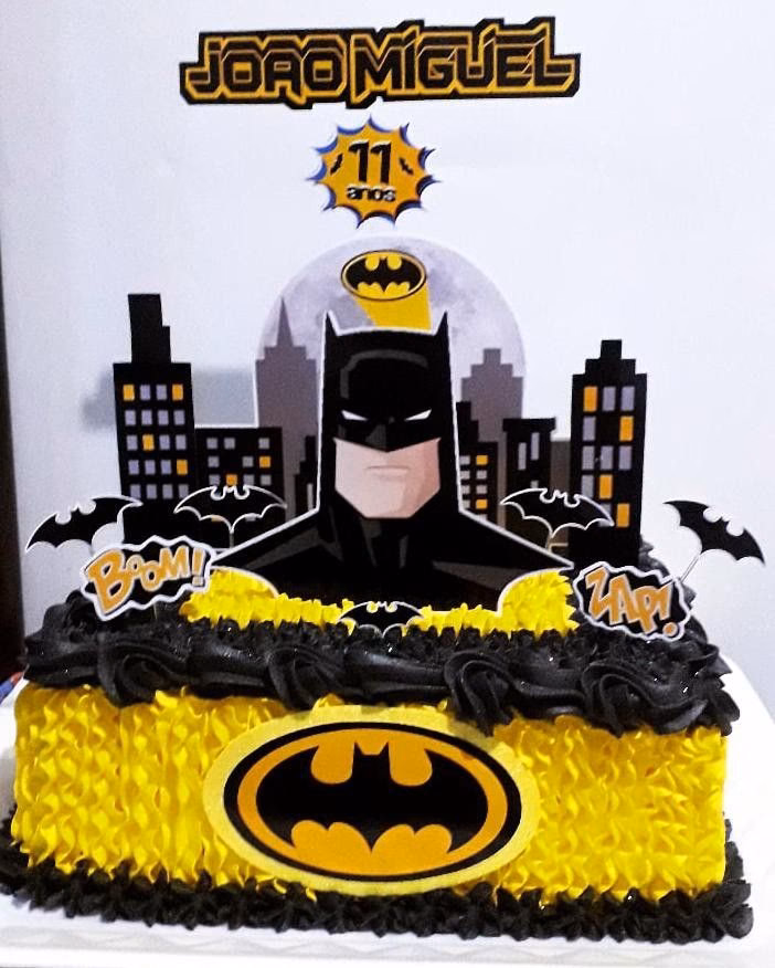 ¿Cuáles son los colores de las tortas de Batman?