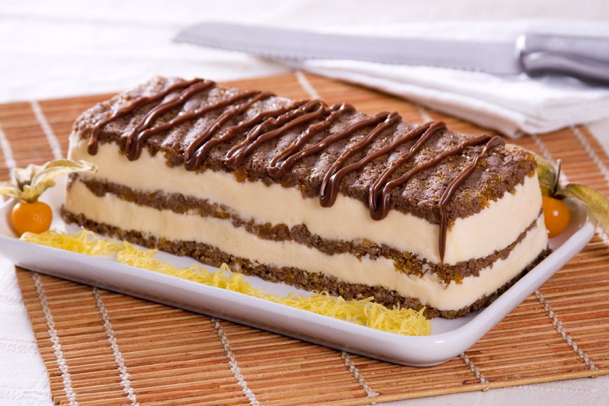 O que é torta gelada de doce de leite?