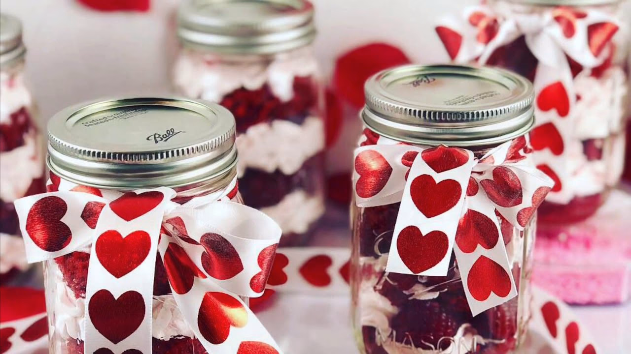 ¿Cuáles son los diferentes modelos de frascos de vidrios decorados para Navidad?