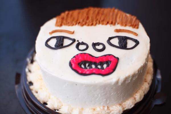 ¿Qué fraccion de torta queda?