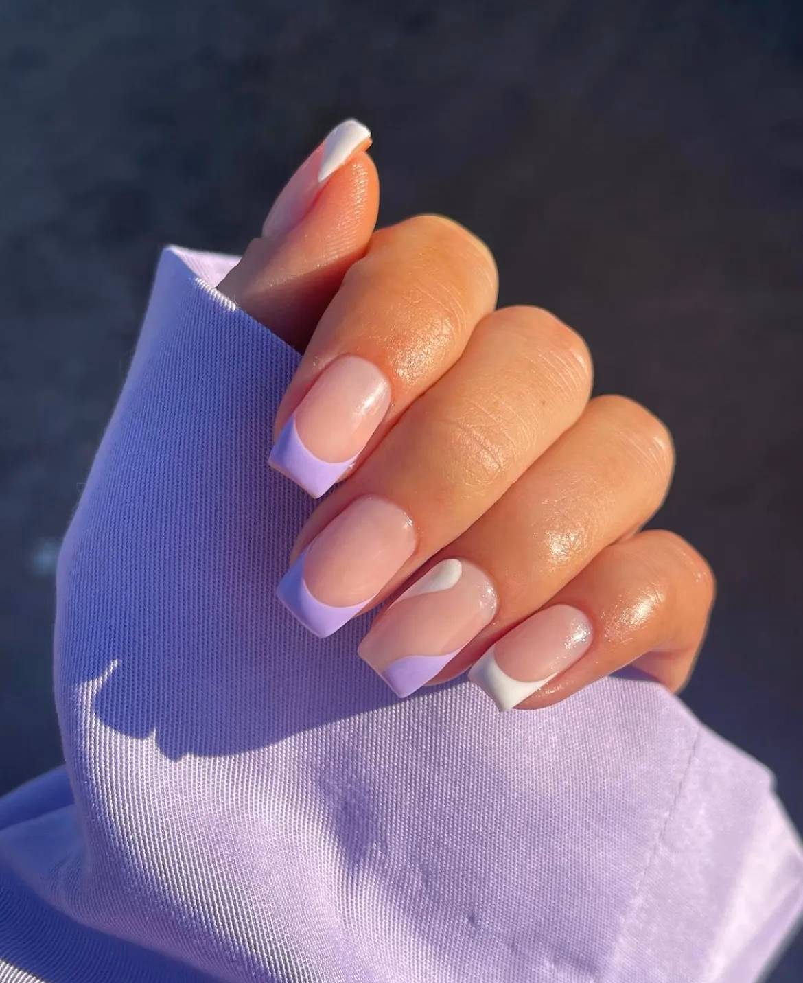 ¿Cuál es la tendencia de las uñas moradas?