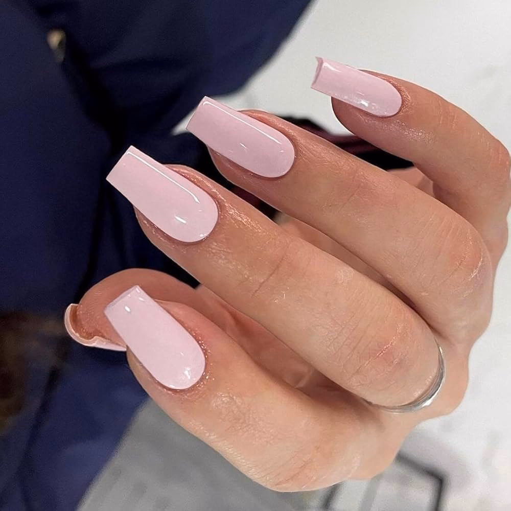 ¿Cómo se pueden usar las uñas rosadas largas?