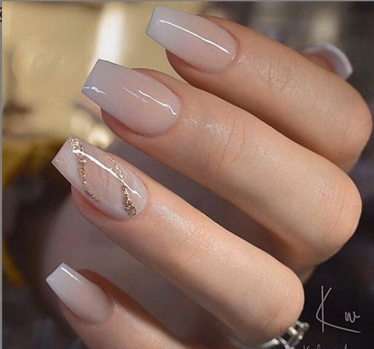 ¿Cuál es el color de las uñas beige?