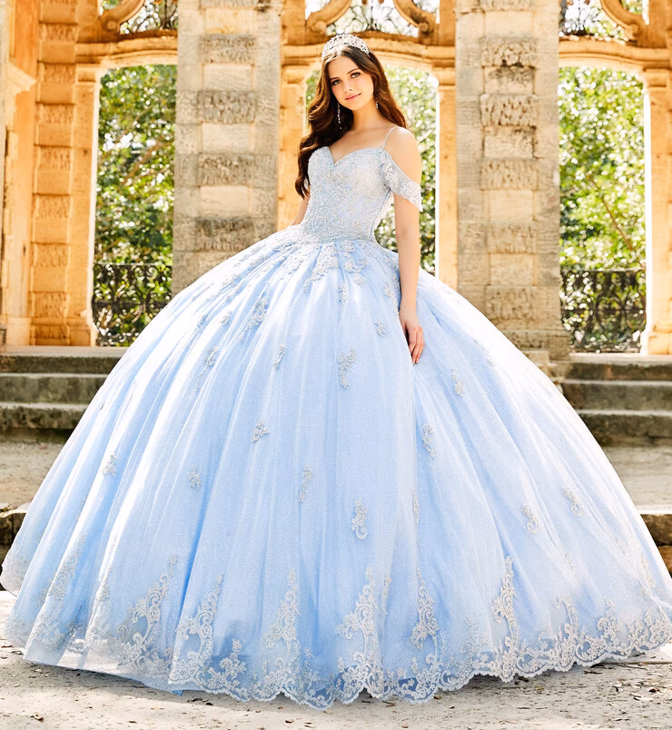 ¿Cuáles son los mejores vestidos para una fiesta de quinceaños?